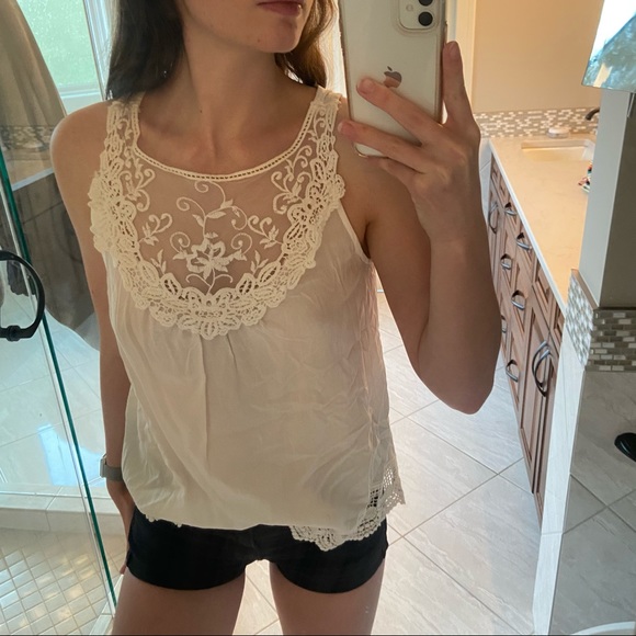 Forever 21 lace tank top - Picture 3 of 6